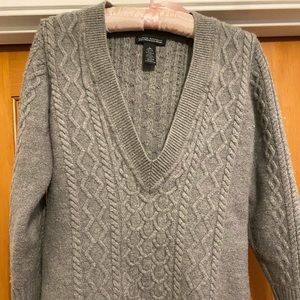 Banana Republic Large 100% Merino wool sweater